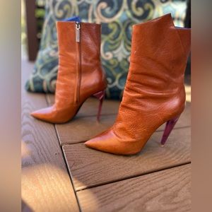 Saint Laurent Freia leather boots